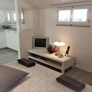  Apartment La Mansarda Vicino Stazione