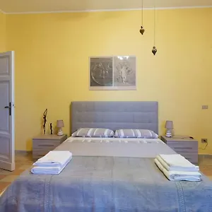  Apartment Il Profumo Del Lauro